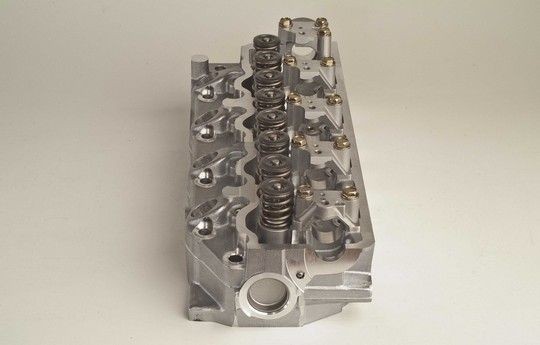 Головка блока цилиндров 908313 AMC