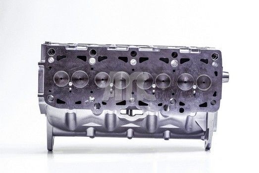 Головка блока цилиндров 908916 AMC