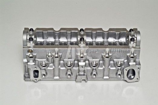 Головка блока цилиндров 908021 AMC