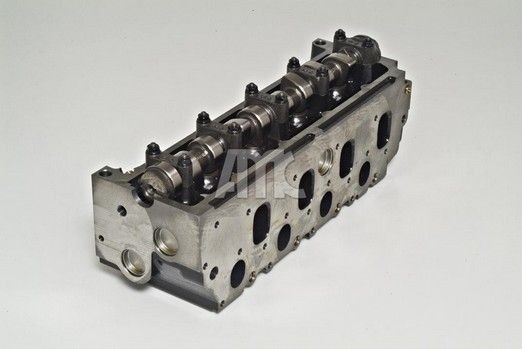 Головка блока цилиндров 909121 AMC