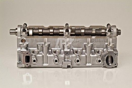 Головка блока цилиндров 908169 AMC