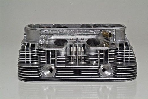 Головка блока цилиндров 910189 AMC