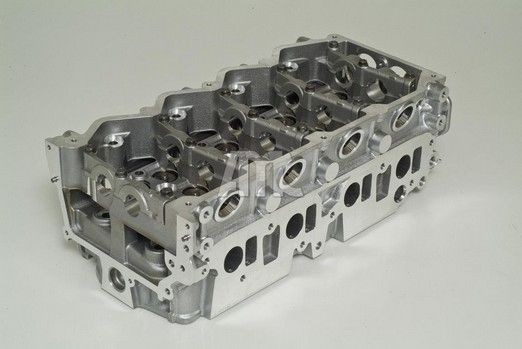 Головка блока цилиндров 908605 AMC
