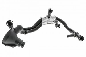 Патрубок вентиляции картера V10-3695 VIEROL VAICO VEMO ACKOJA