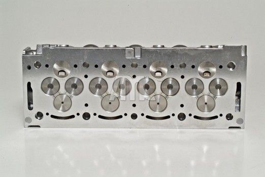 Головка блока цилиндров 908633 AMC