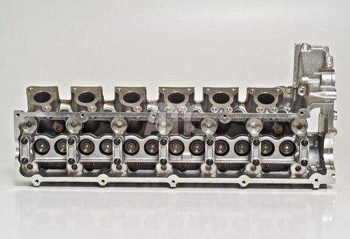 Головка блока цилиндров 908178 AMC