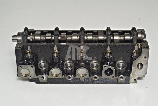 Головка блока цилиндров 909121 AMC