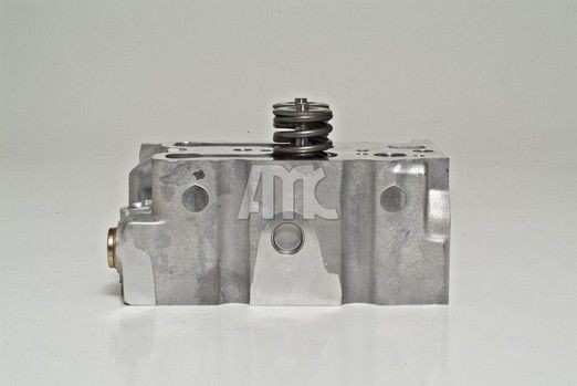 Головка блока цилиндров 908187 AMC