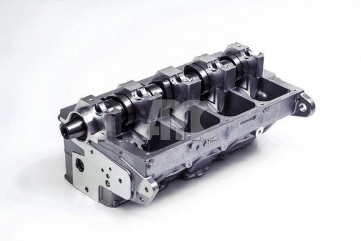Головка блока цилиндров 908916 AMC
