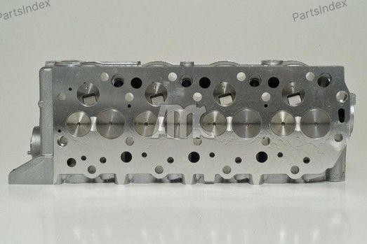 Головка блока цилиндров 908870 AMC